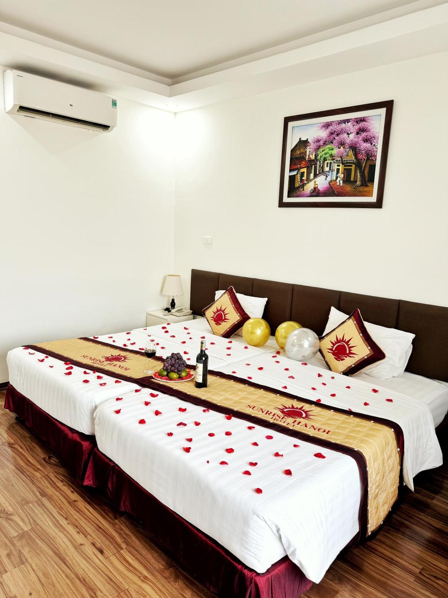Sunrise Hanoi Hotel Экстерьер фото